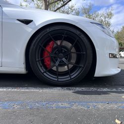 tesla model s wheels 