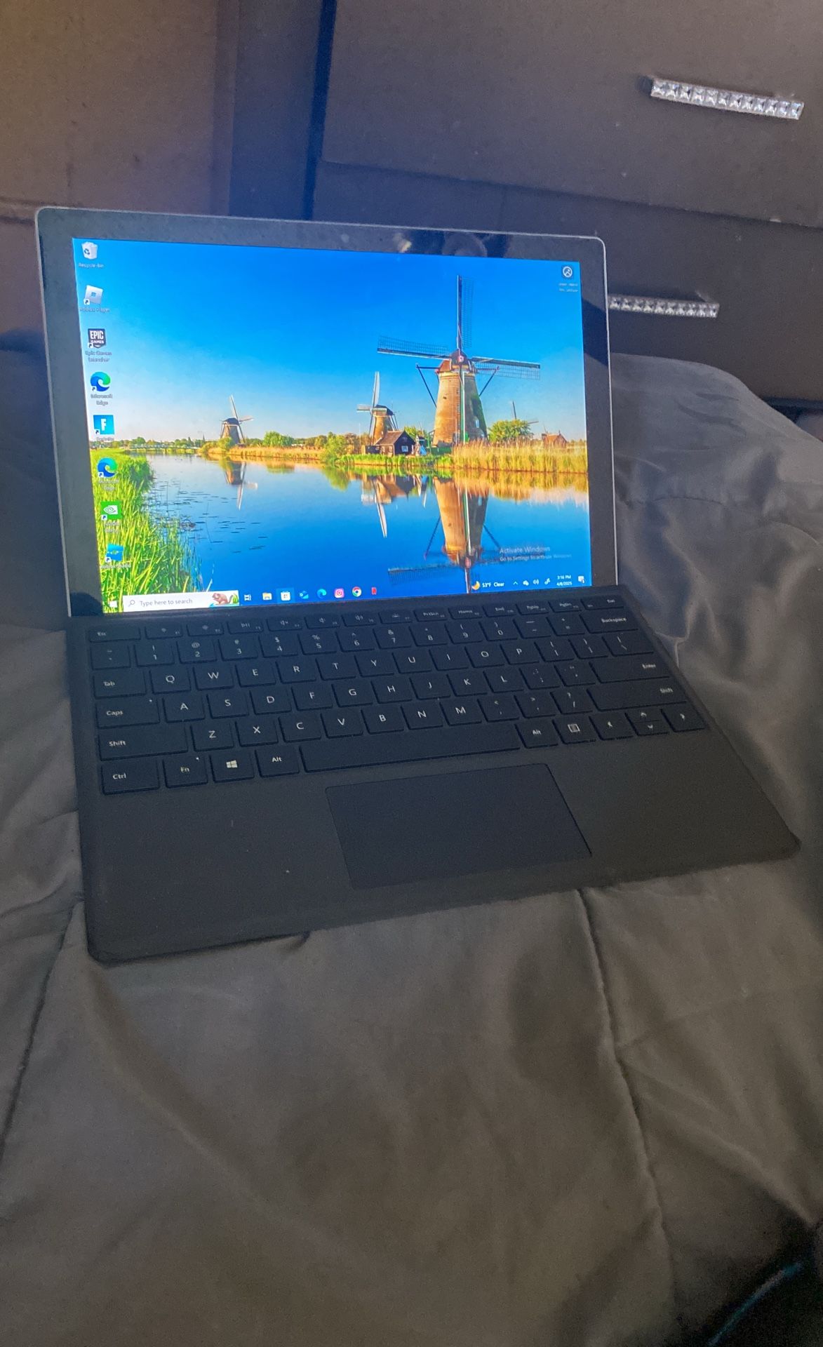 Microsoft surface laptop