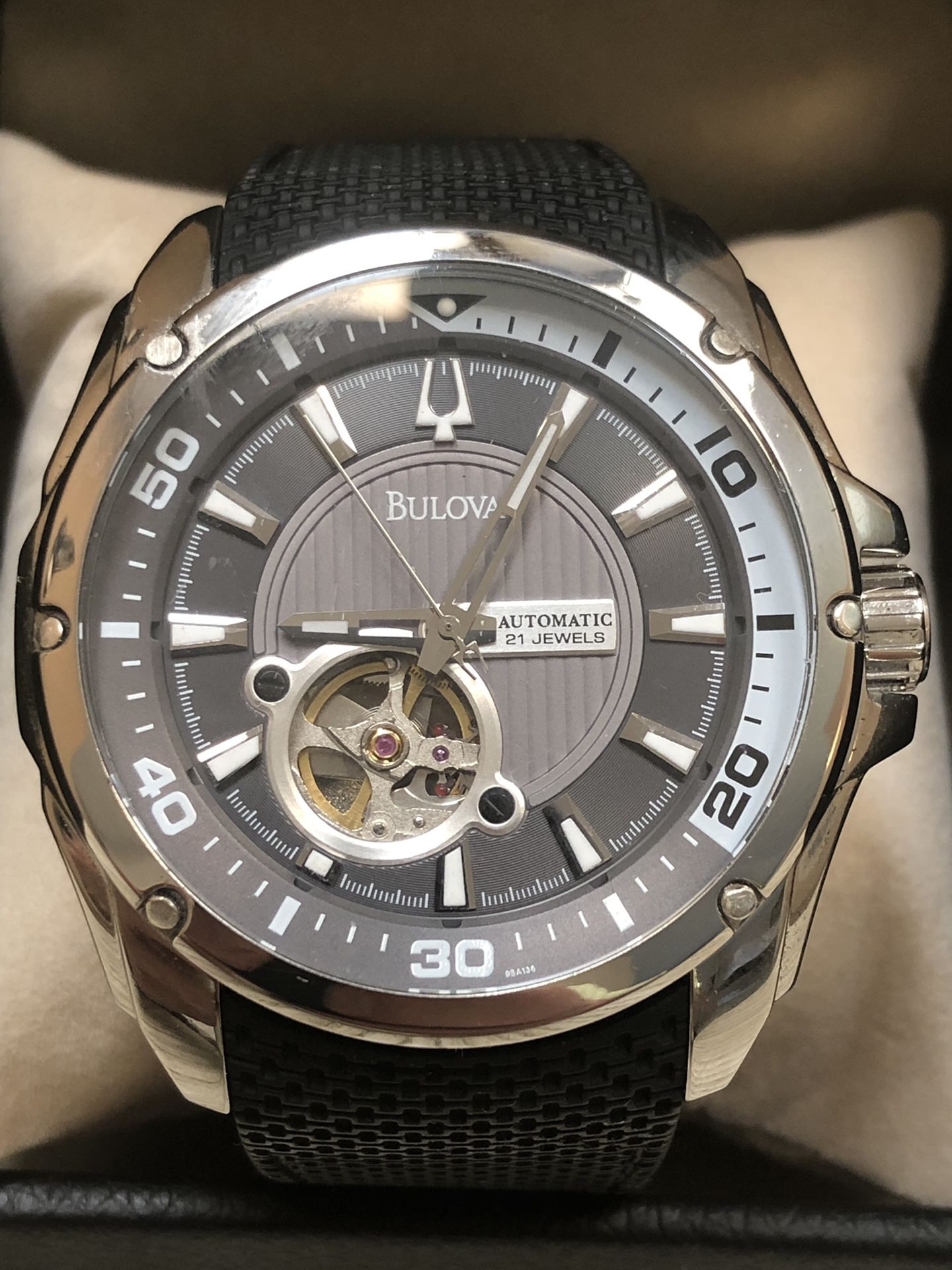 bulova mens watch automatic 96A136