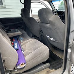 2004 Chevrolet Suburban