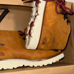 The North Face Boots Size 10