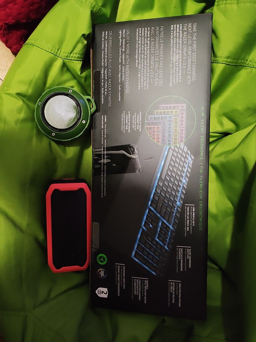 2 Bluetooth Speakers & Light Up Keyboard $40