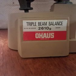  OHAUS Triple Beam Balance 2610g