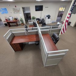 Cubicle Desk / Workstation