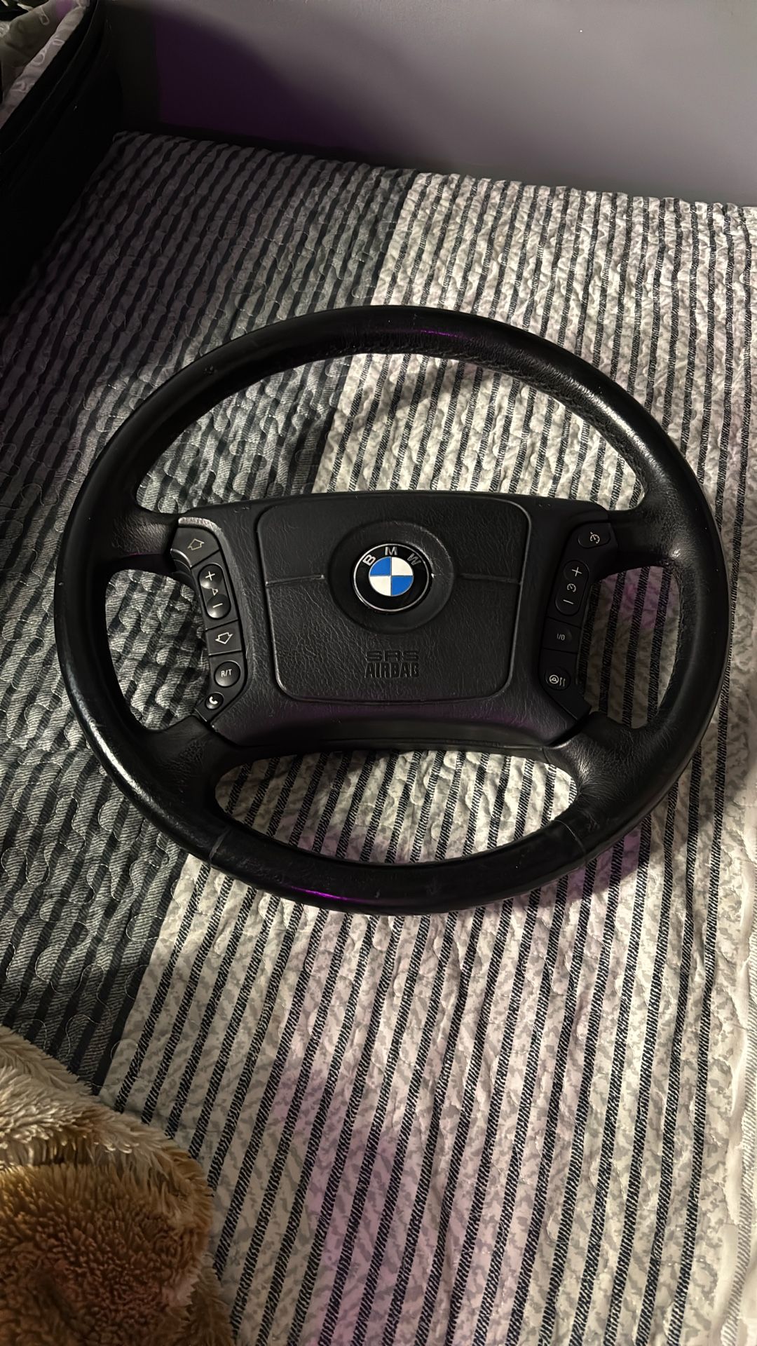 E39 OEM Steering Wheel With OEM airbag 