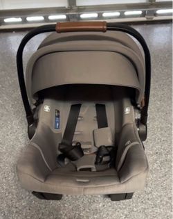 Nuna Urbn Infant Car Seat