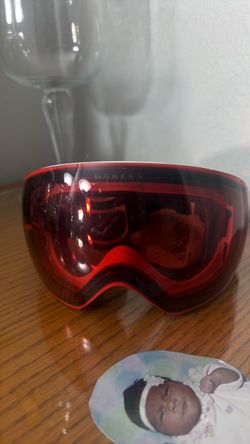 Oakley Snow Goggles Red Mirrored Lens