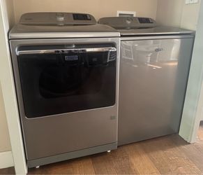 Maytag Smart Washer & Gas Dryer Set – Metallic Slate – $1000 OBO