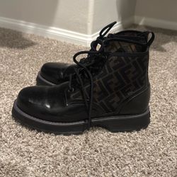 fendi Men Boot Size 43