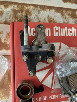 H22A Thermostat / H23A Engine Bracket / Tensioner Pulley