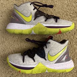 Size 11.5 - Nike Kyrie 5 Mamba Mentality Inspired By Kobe 5 Chaos (Pre Owned, No Box) 