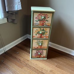 Mini Dresser / Side Table