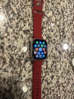 New Never Used Apple Watch Series 10 GPS 42mm Silver With charger and Band (band not apple ) - Apple Warranty