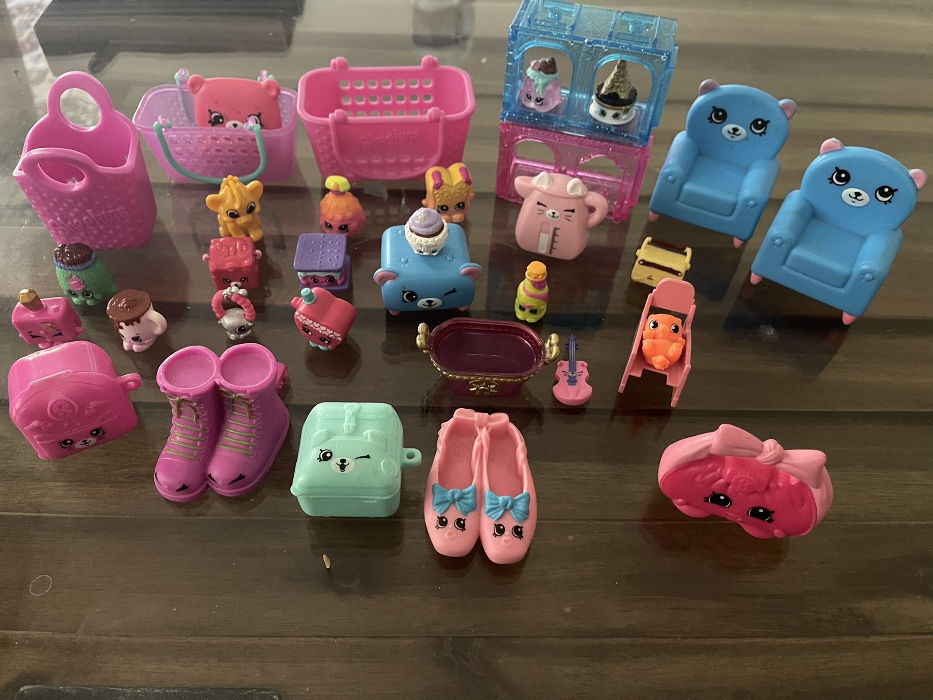 Shopkins Collectibles Lot