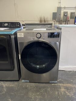 LG - 7.4 Cu. Ft. Ultra Large Capacity Smart wi-fi Enabled Front Load Electric Dryer