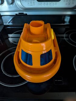 Toy boat