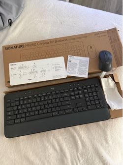 Logitech Signature MK650 Combo for Business, Wireless Mouse and Keyboard, Logi Bolt, Bluetooth, SmartWheel, Globally Certified, Windows/Mac/Chrome/Lin