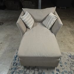 Chaise Lounge Chair