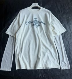 Acne t