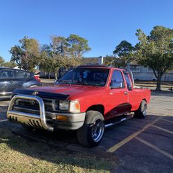 1989 Toyota Pick-Up