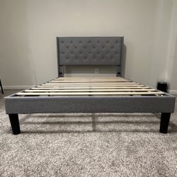 Ipormis Bed Frame - New