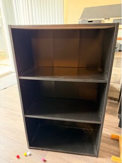 Storage cabinet