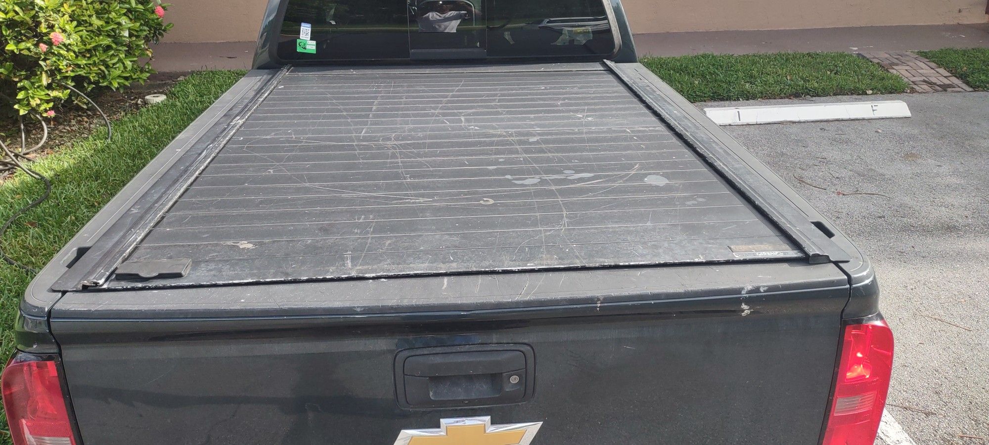 Truck Bed Cover 6 Feet Metal Roll Up