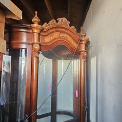 Showcase/ Curio