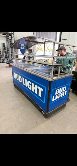 Commercial beverage kiosk