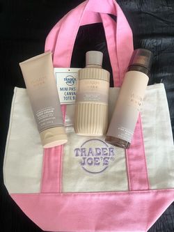 Bath & Body Works Warm Musk & Trader Joe’s mini tote