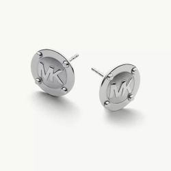 MICHAEL KORS New with tag & box, 100% authentic  Details:  Michael Kors Astor stud earrings  Model: MKJX1667040  Color: Silver  Measurements: 0.5" in 