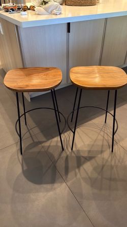 Threshold Studio McGee Metal Base With Brown Wood Seat Counter Height Stools (2)