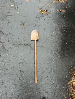 Small 3’ Long Shovel