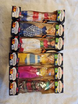Vintage International Doll Collection .