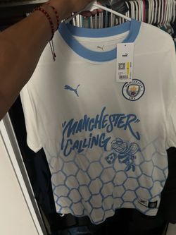 Manchester city Tshirt size m brand new