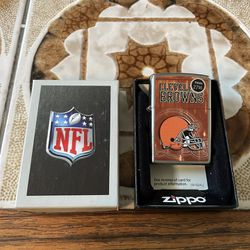 Vintage Zippo NFL Cleveland Browns CHROME LIGHTER NEW In Box