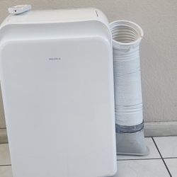 INSIGNIA Portable Air Conditioner 