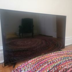 55" SCEPTRE TV (LED, 4K Ultra HD)