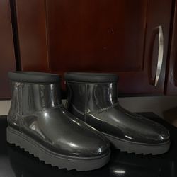 Boots Size 9 