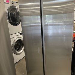 Samsung Refrigerator With Ice Maker 