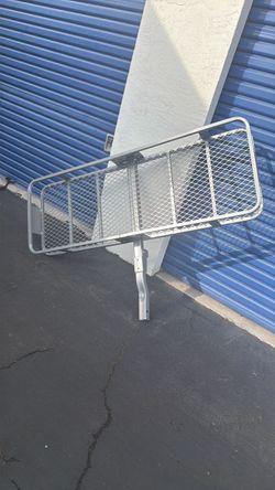 Hitch carrier