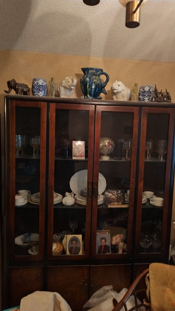 Antique China Cabinet With Glass Doors And Shelfs
