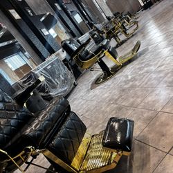 Barber Chairs 