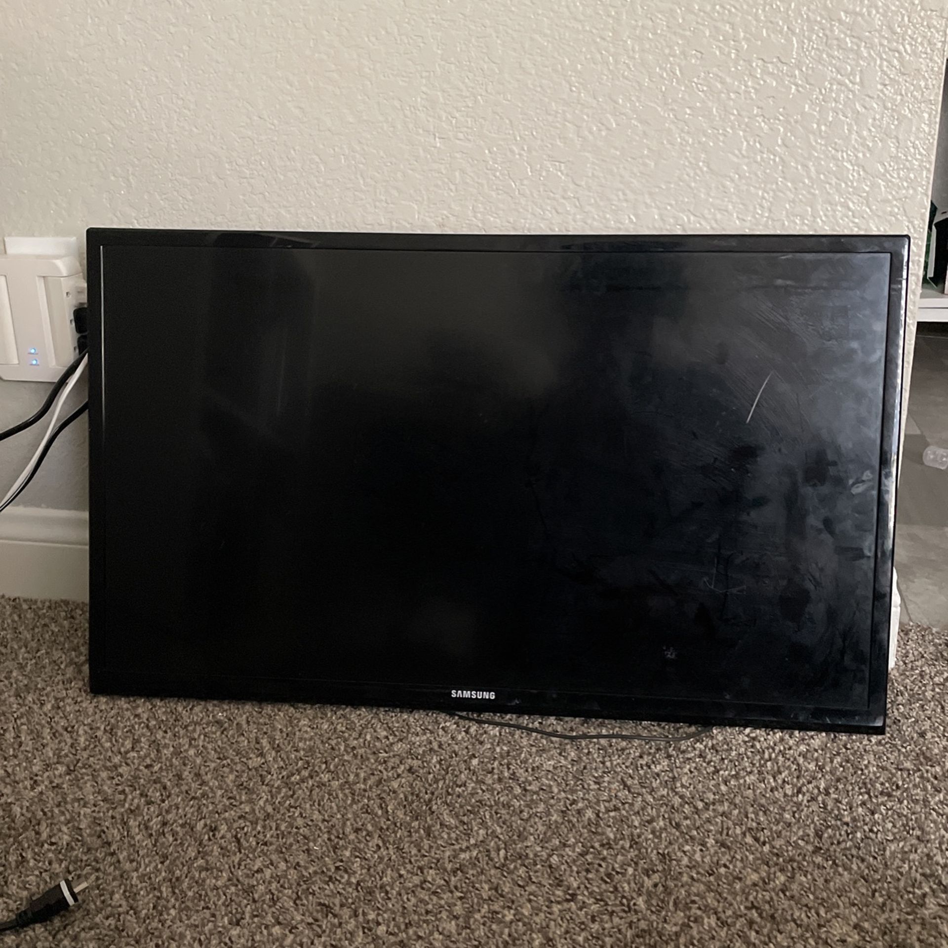 32” Samsung Flat Screen  TV