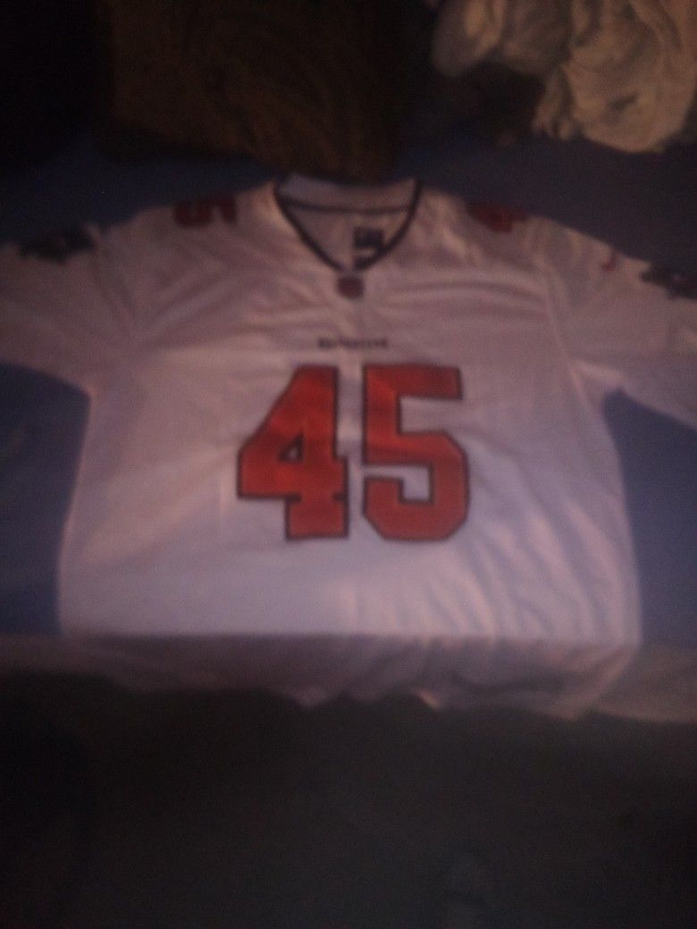 BUCS JERSEY 