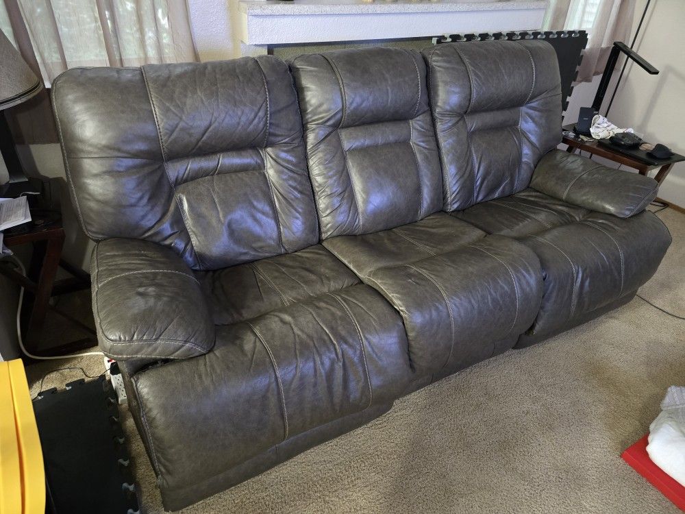Recliner Sofa