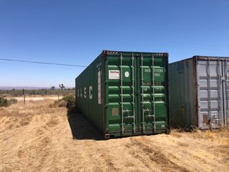 Storage shipping containers