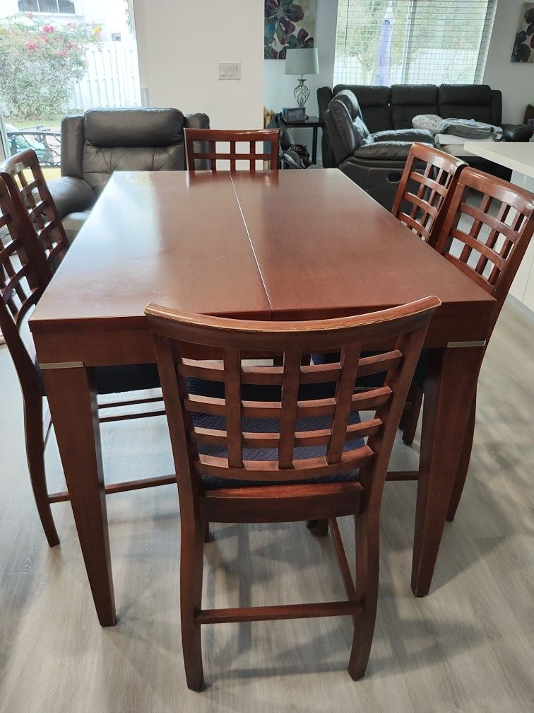 Solid Wood Mahogany Dining Table With 6 Chairs