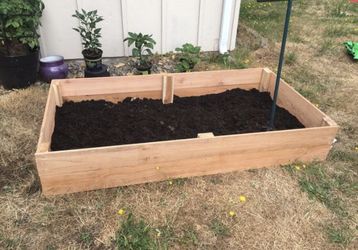 Cedar raised garden beds. Brand new. Various dimensions + garden soil