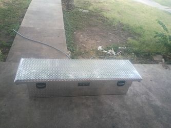 New 69" Roughneck Low-Profile Aluminum Crossover Truck Tool box